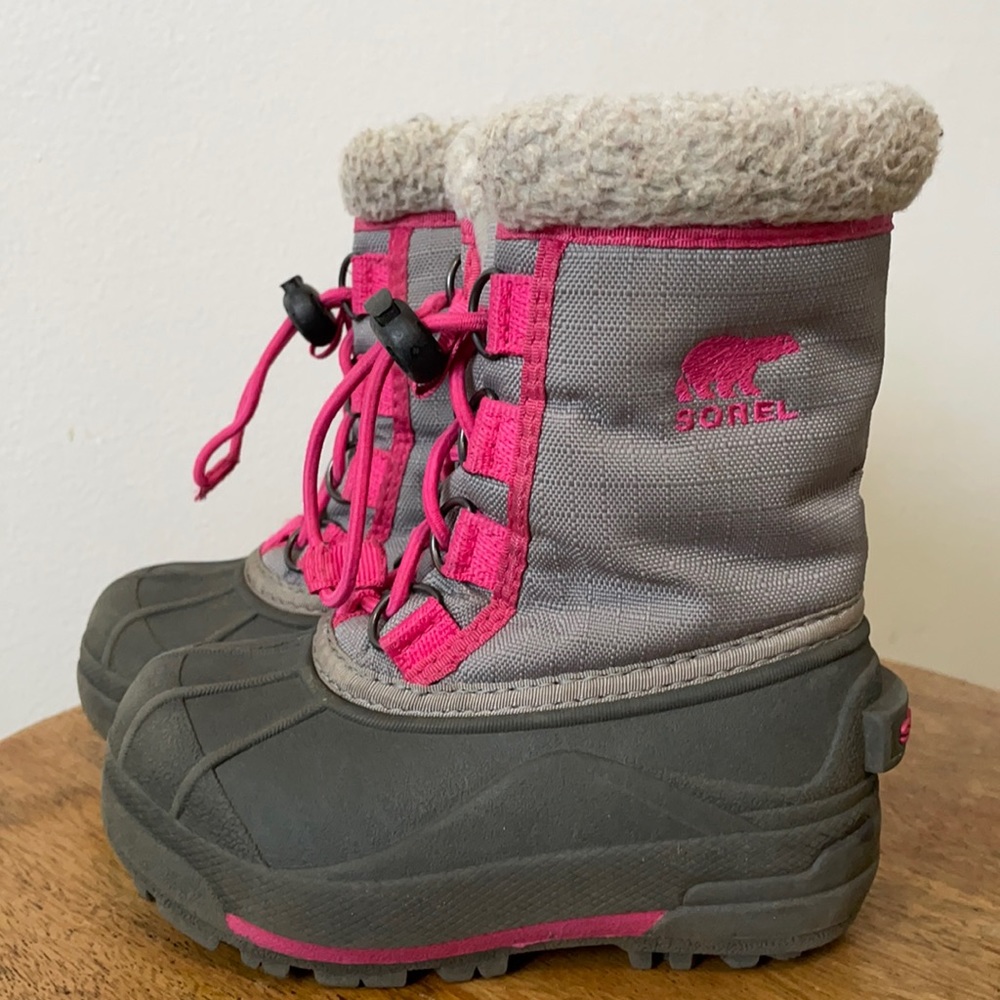 Girls Sorel Snow Boot size 8